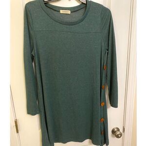 Green Long Sleeve Dress with Button Detail